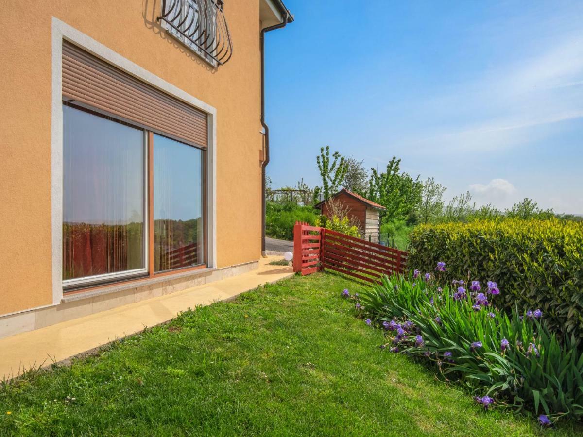 Apartment Daria Labin  Bagian luar foto